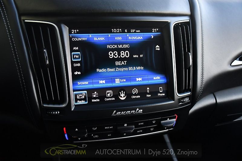 Maserati Levante 3.0D ČR Q4 H/K ACC VZDUCH - fotka 32 z 56