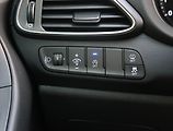 Hyundai i30 (2023) Komfort 1.0 T-GDI, ČR,1.maj - náhled 19