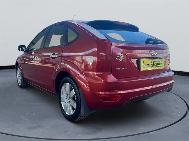 Ford Focus 1,8 tdci - fotka 7 z 15