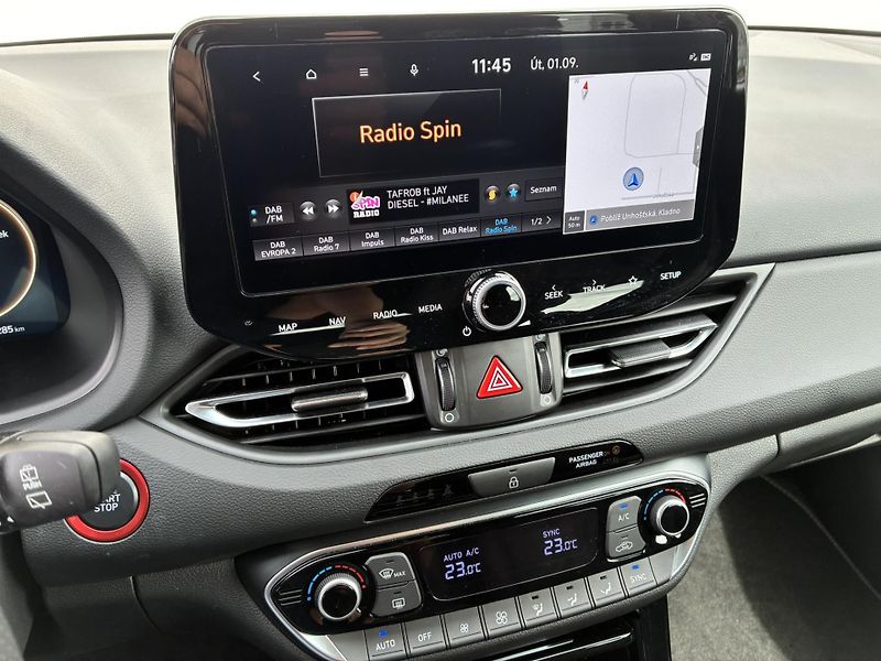 Hyundai i30 1.5 T-GDI 103kW DCT N-Line - fotka 16 z 20