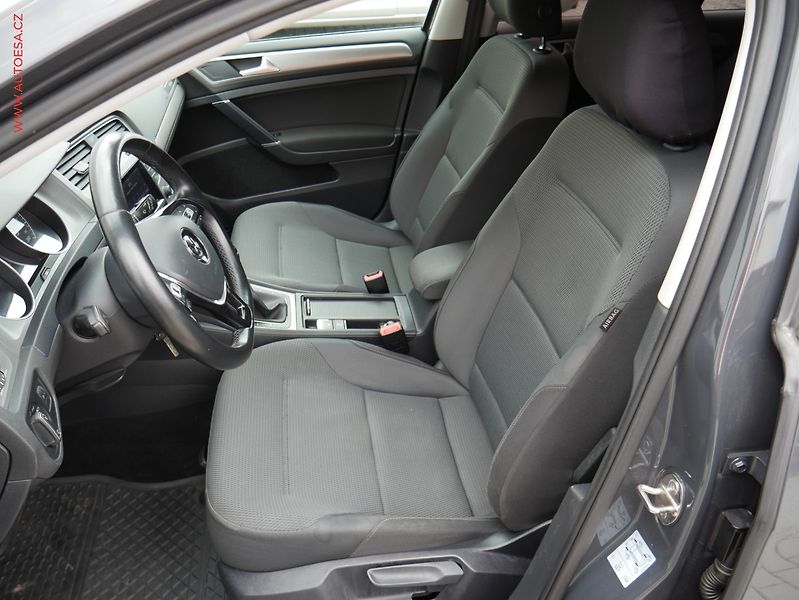 Volkswagen Golf (2014) 1.2TSi, Comfortline - fotka 9 z 16