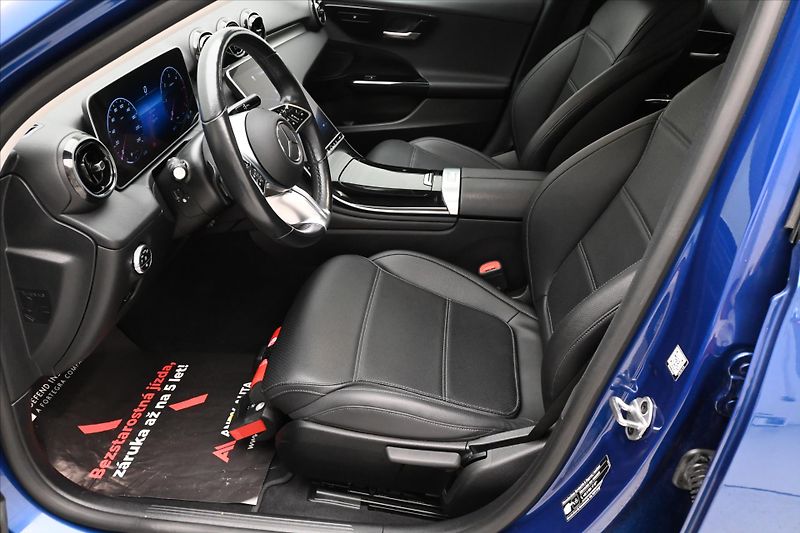 Mercedes-Benz Třídy C 2,0 220d 147kW 4MATIC AVANTGAR - fotka 13 z 31