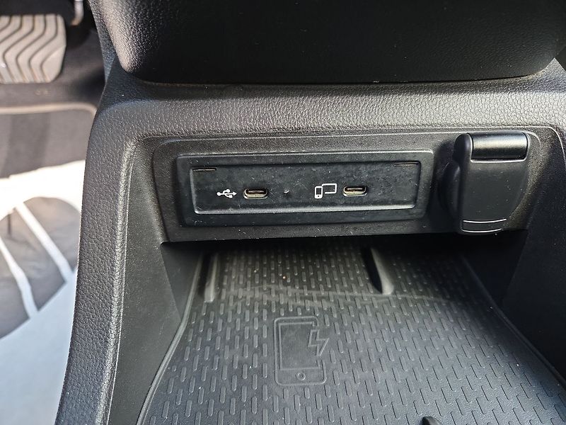 Mercedes-Benz Třídy T T 180d/S PROGRESIVE automat - fotka 16 z 22