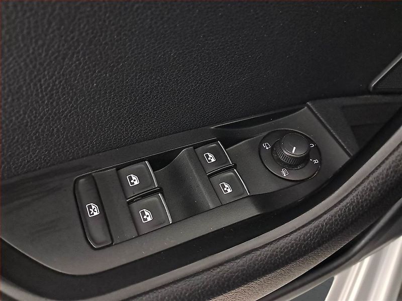 Škoda Superb (2016) Style 2.0 TDI, 4X4, Automat - fotka 25 z 26