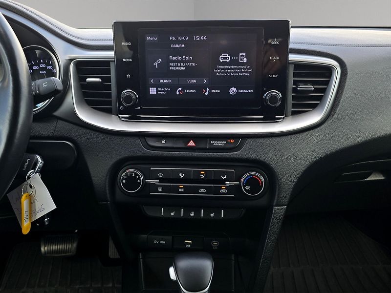 Kia Ceed (2022) Spin 1.5T-GDi 117kW A/T, Serv. - fotka 19 z 25