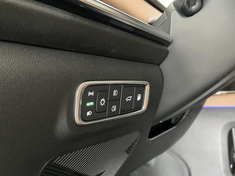Jaecoo 7 (2025) PHEV (EXCLUSIVE BROWN) - fotka 12 z 18