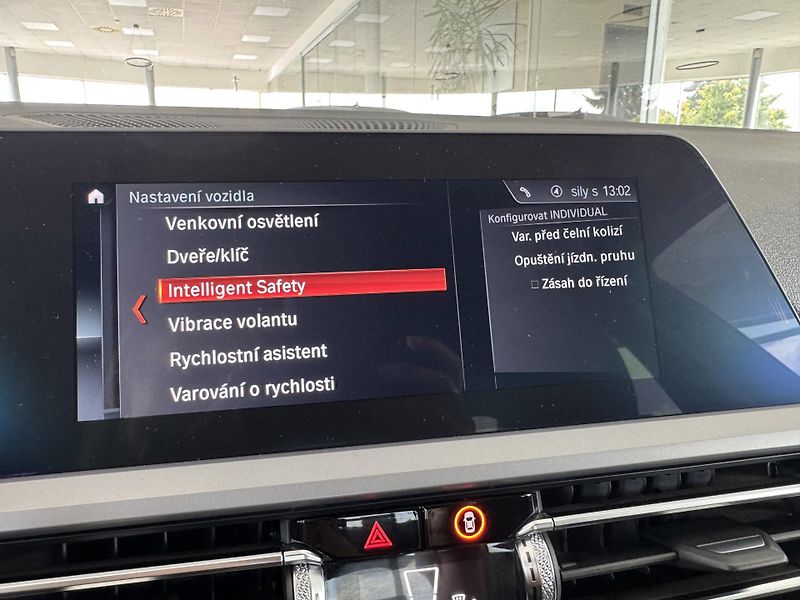 BMW Řada 3 320d 140kW*Kůže*PlnýServis*Taž - fotka 20 z 34