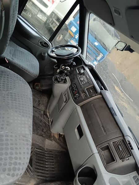 Ford Transit (2009) 300M  85 kw 9 míst odpočet - fotka 8 z 11
