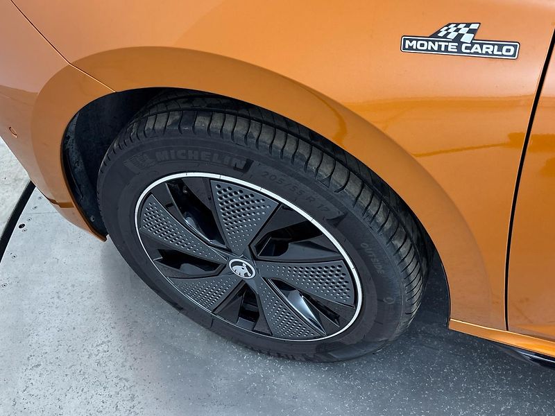 Škoda Kamiq Monte Carlo DSG - fotka 28 z 31