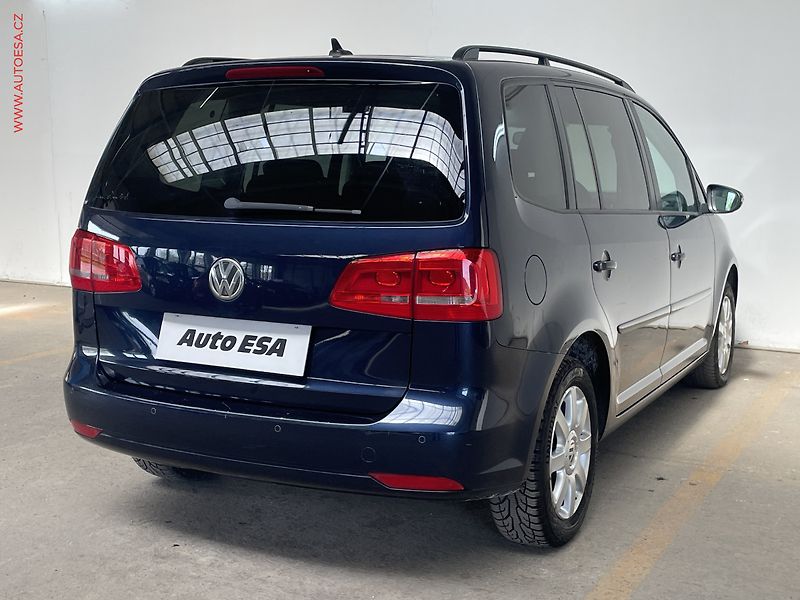 Volkswagen Touran (2011) 1.4 TSi, Comfortline, navi - fotka 4 z 15