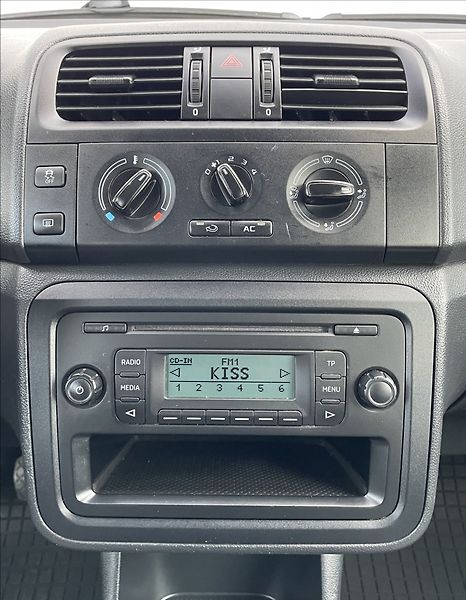 Škoda Fabia 1,2 TSi,63kW,po servisu - fotka 14 z 20