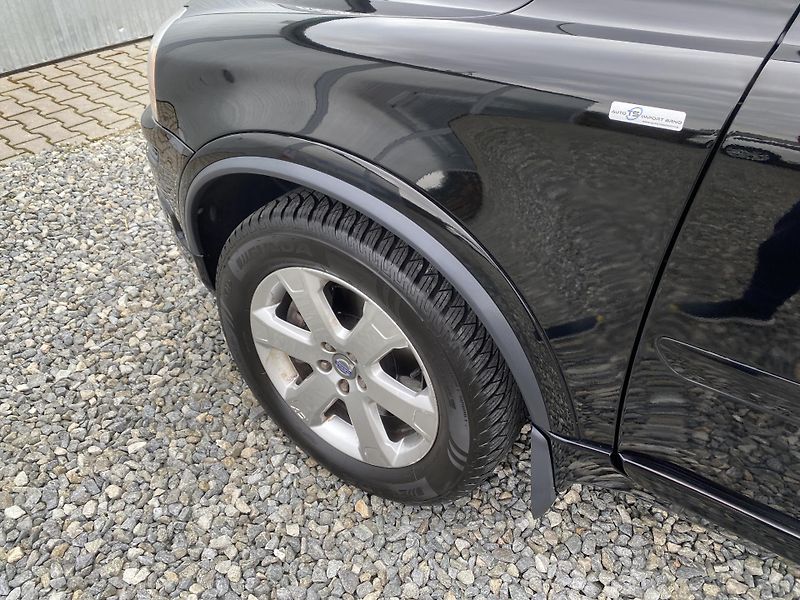 Volvo XC90 2.5TDi D5 200PS 7M 196000KM 1A - fotka 19 z 161
