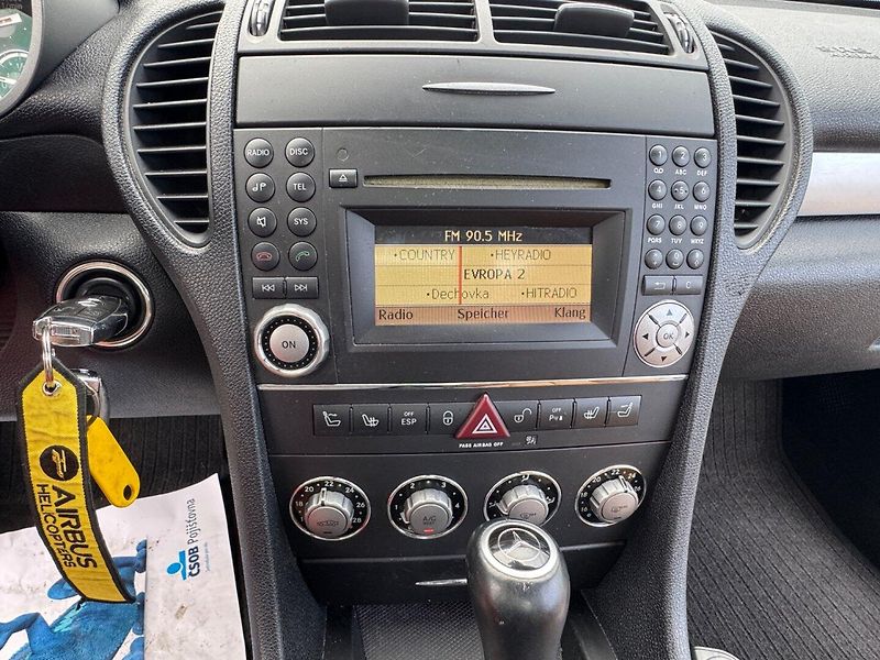 Mercedes-Benz SLK (2010) 3.0 AUTOMAT - fotka 19 z 29