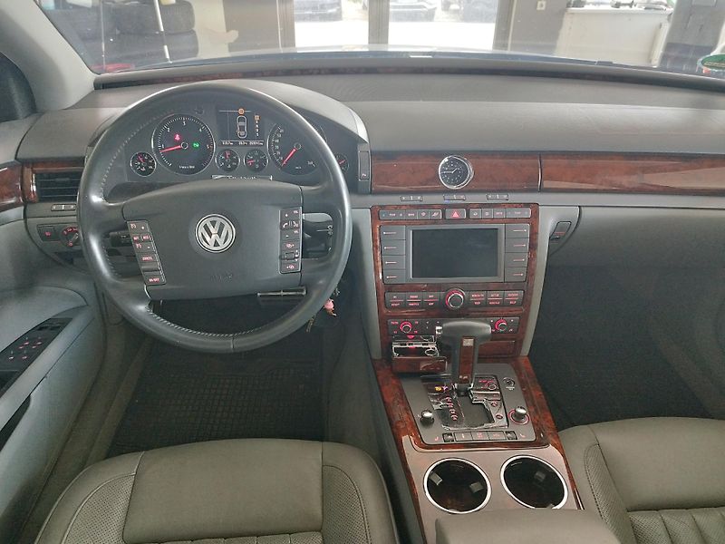 Volkswagen Phaeton (2008) 3,0TDI,171KW,4X4,LED,ALU,KŮŽE - fotka 22 z 39