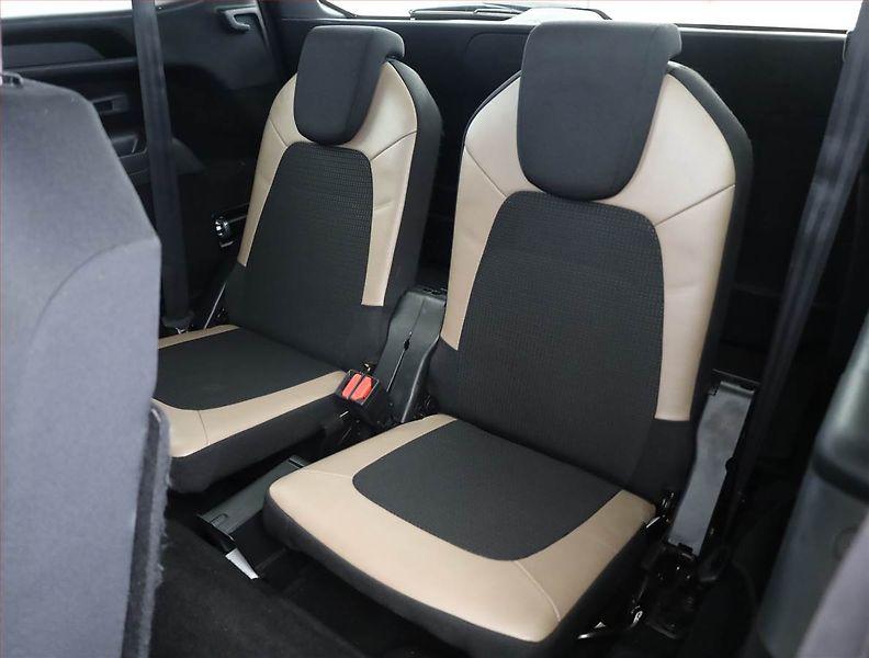 Citroën C4 Picasso (2015) Exclusive 2.0 HDI, Automat - fotka 17 z 20