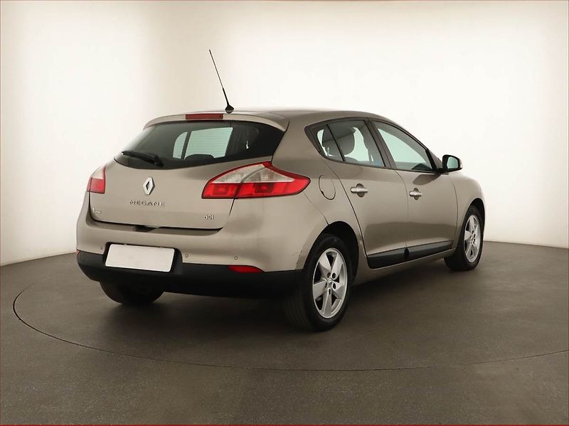 Renault Mégane (2010) 1.5 dCi, po STK, jezdí výborně - fotka 5 z 13