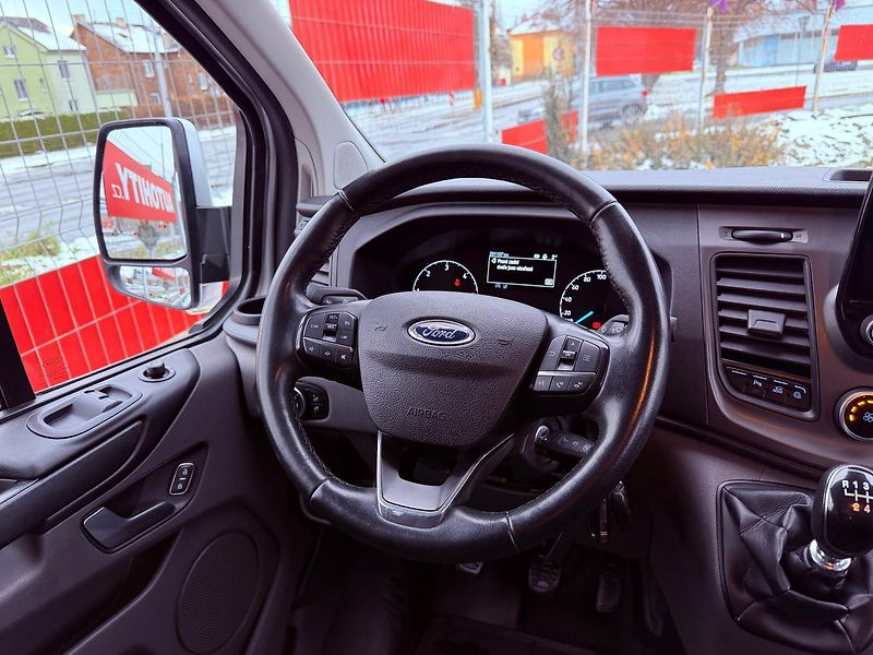 Ford Tourneo Custom 2.0 TDCi Trend, ČR, 1.Maj - fotka 16 z 24