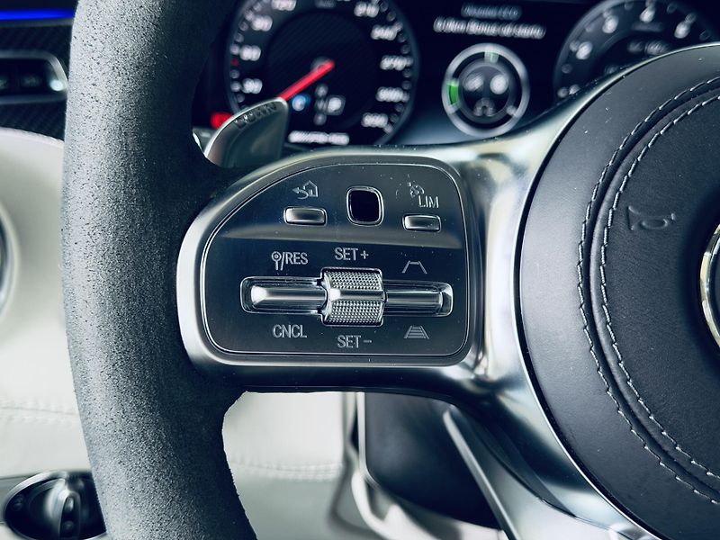 Mercedes-Benz Třídy S (2018) S63 COUPE CARBON EXT+INT MAX V - fotka 22 z 48