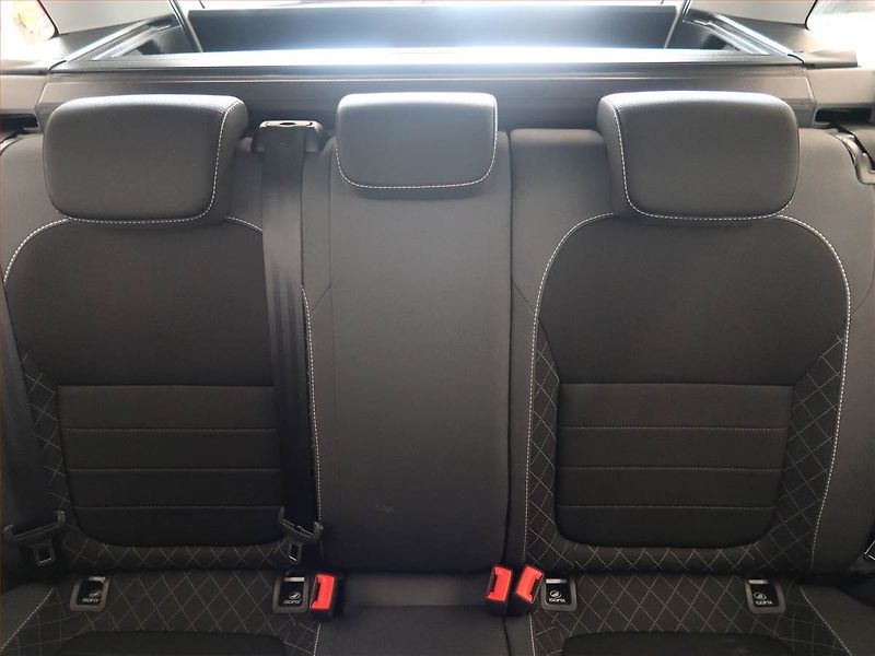 Škoda Fabia (2022) Ambition 1.0 TSI, Serv.kniha - fotka 10 z 14