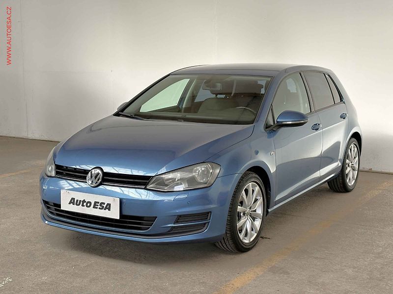 Volkswagen Golf (2013) 1.2 TSi, AC - fotka 3 z 16
