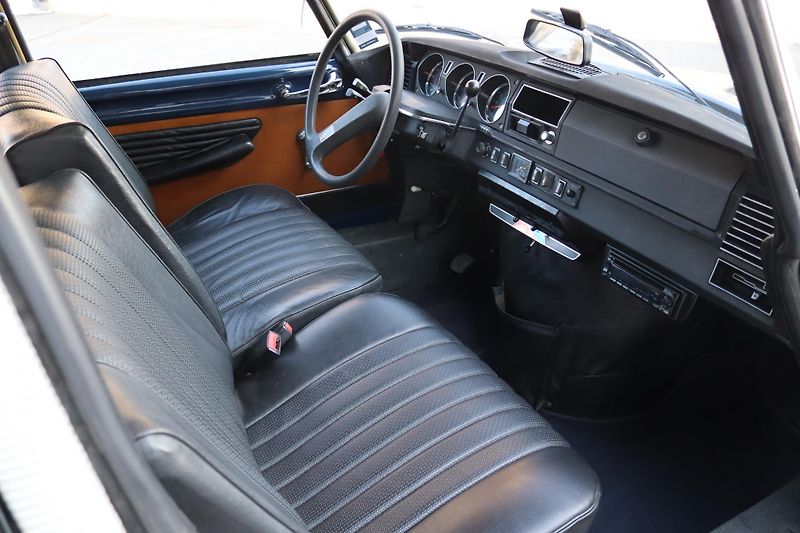 Citroën Ostatní (1973) DS21 SUPER 5 2.2 76kW - fotka 41 z 49