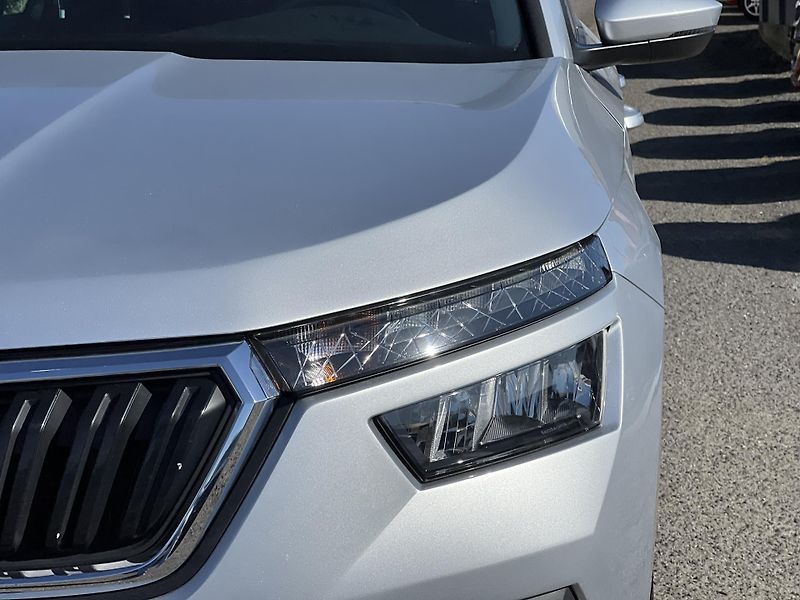 Škoda Kamiq Ambition 1.0TSi 70kw KAMERA  - fotka 38 z 42