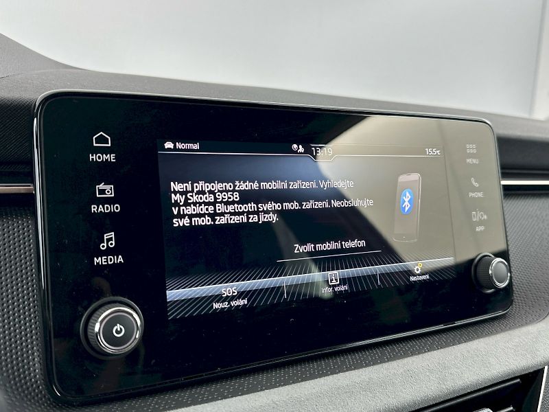 Škoda Scala (2025) 1.0TSI 85kW Top Selection - fotka 14 z 30