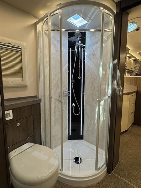 Phoenix (2024) TopX-Liner 10800 BMAMX - fotka 43 z 53