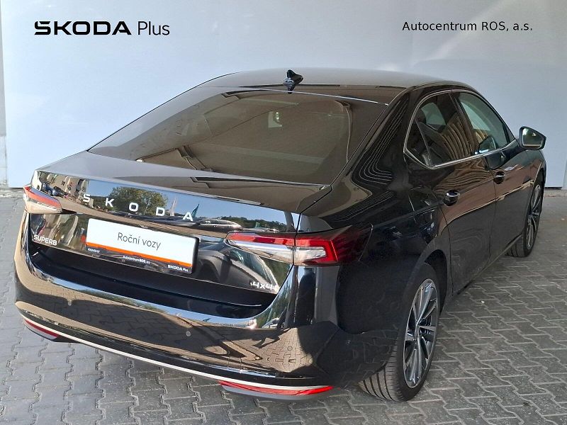 Škoda Superb (2025) L&K TD 142/2.0 A7A - fotka 2 z 31