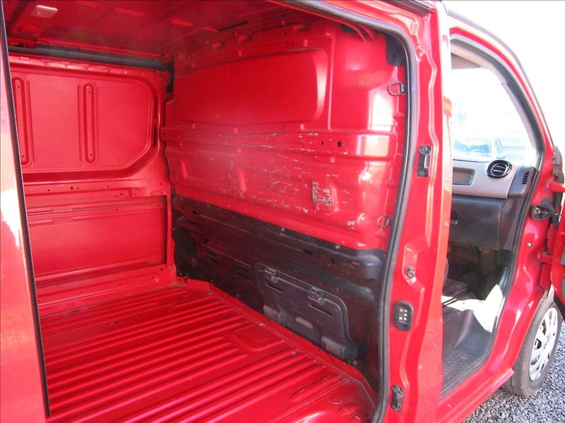 Renault Trafic 1.6dCi, Klima, 1. maj. - fotka 22 z 37