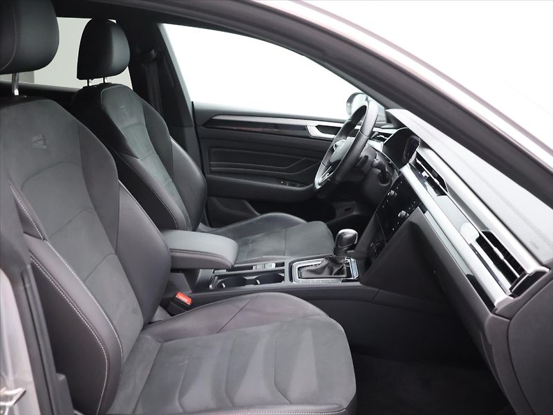 Volkswagen Arteon Shooting Brake 2,0 TDI 110kW DSG R-Line CZ DP - fotka 12 z 32