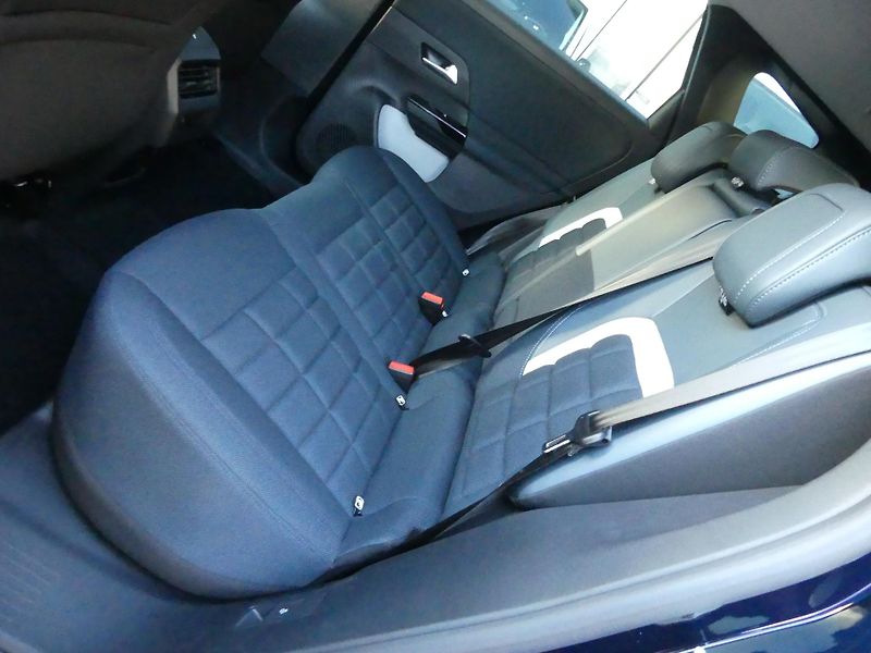 Citroën C5 Aircross (2026) PLUS Hybrid 145k Automatic - fotka 9 z 20
