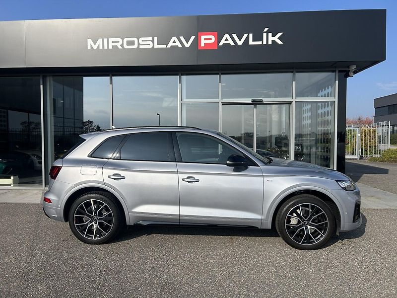 Audi Q5 S line 40 TDI quattro ZÁRUKA - fotka 4 z 40