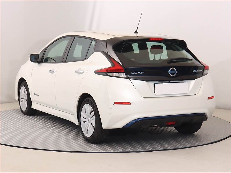 Nissan Leaf (2019) 40 kWh, SoH 91%, Automat - fotka 4 z 20