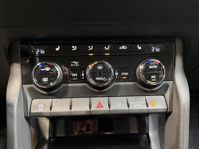 Škoda Karoq 2.0 TDI 85kW Ambition DSG - fotka 10 z 17