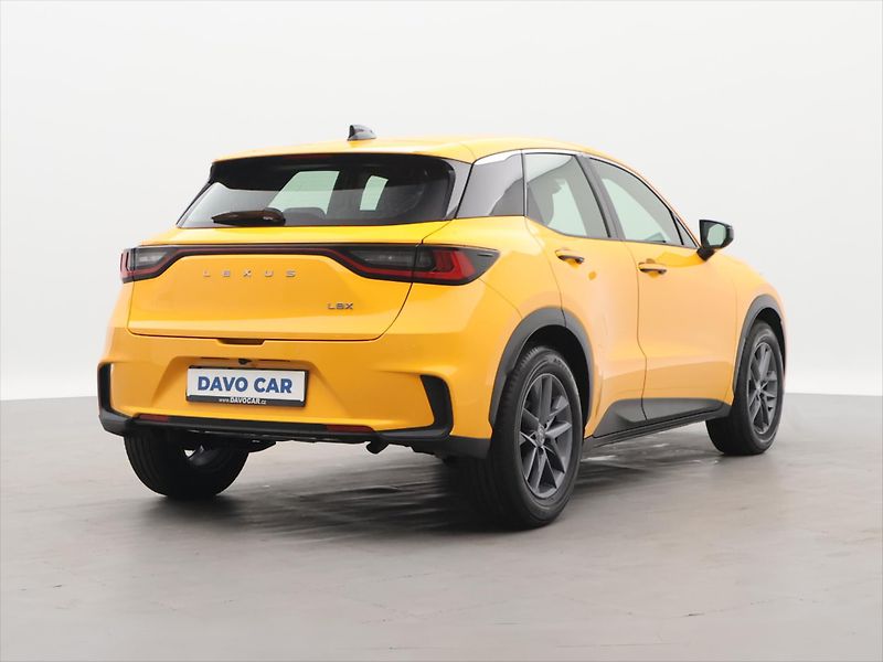 Lexus LBX 1,5 HEV FWD 100kW CZ 1.Maj - fotka 7 z 28