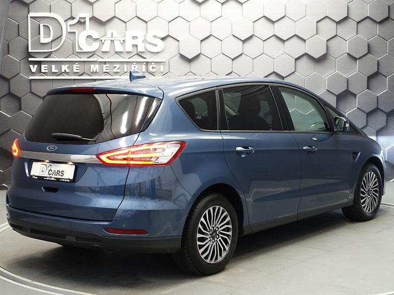 Ford S-MAX 110 kw, manuál, LED světlomety - fotka 5 z 38