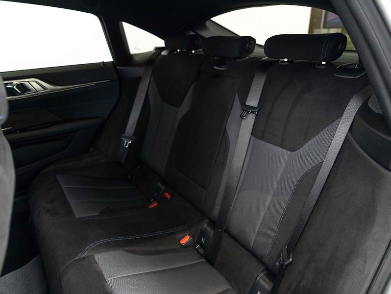 BMW Řada 4 430d xDrive - fotka 21 z 22