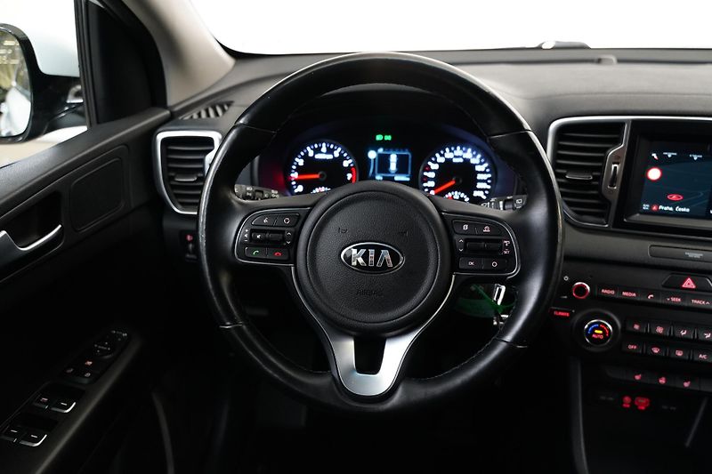Kia Sportage - fotka 16 z 23