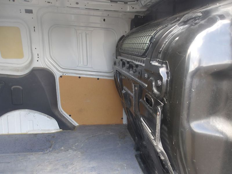 Ford Transit Connect 1,6TDCi ČR KLIMA -21%DPH ! - fotka 17 z 33