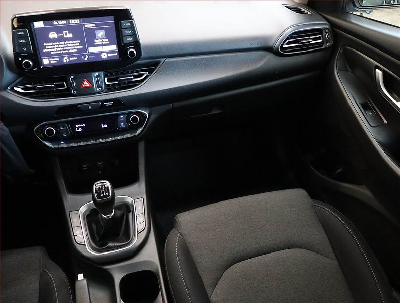 Hyundai i30 (2021) 1.6 CRDi, ČR,1.maj, Serv.kniha - fotka 8 z 17