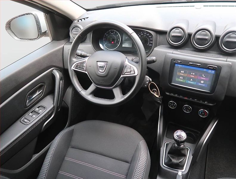 Dacia Duster (2018) 1.2 TCe, 4X4, Navi, Tempomat - fotka 7 z 16