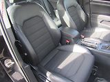 Volkswagen Golf (2015) 1.6TDi, ČR, DSG, park.asist - náhled 8