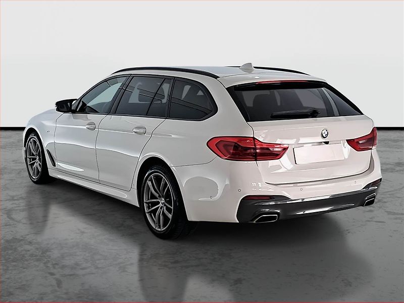BMW Řada 5 (2018) M Sport 530d xDrive, 4X4 - fotka 4 z 20
