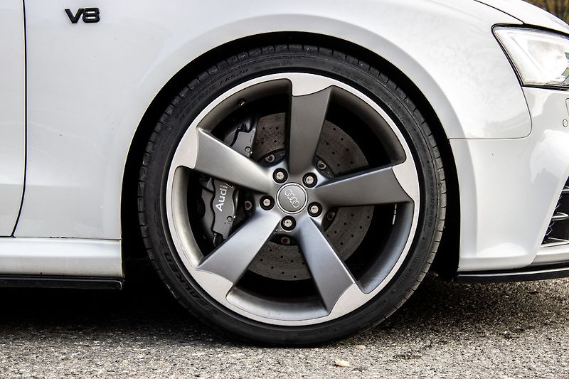 Audi RS 5 - fotka 11 z 33