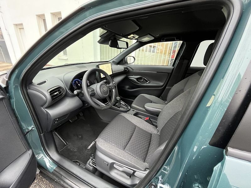 Toyota Yaris Cross 1.5 HEV CVT (2x4) Style - fotka 9 z 27
