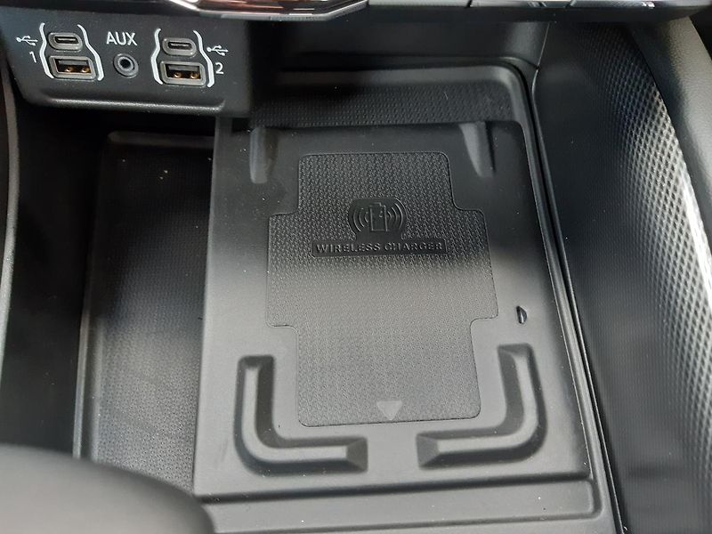 Dodge Durango (2026) 5,7 V8 HEMI  R/T 4x4 - fotka 46 z 48