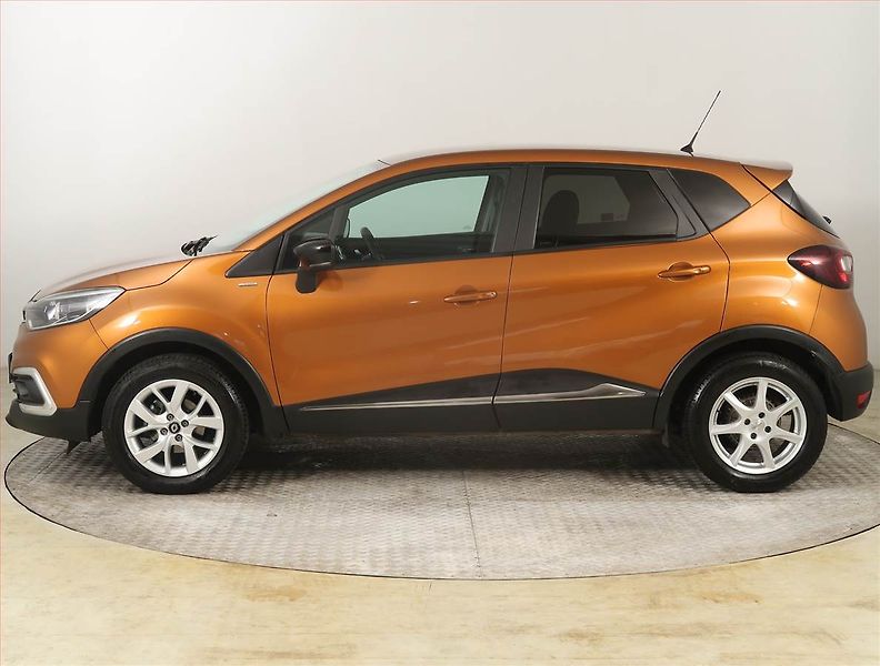 Renault Captur (2019) Limited 0.9 TCe, Navi - fotka 3 z 18