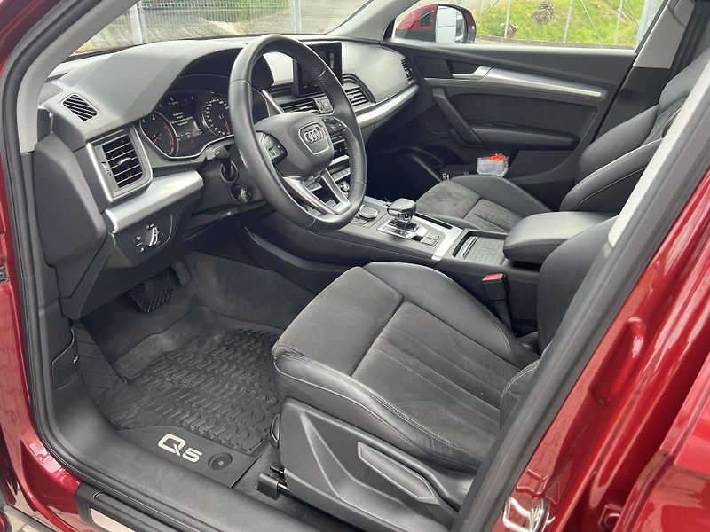 Audi Q5 (2019) 2.0 TDI 4x4 quattro - fotka 18 z 35