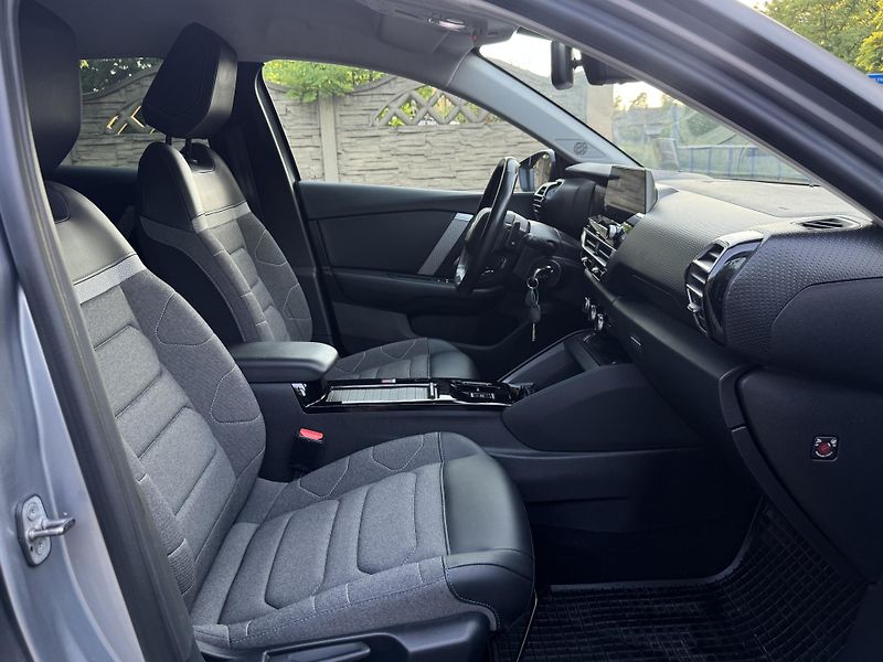 Citroën C4 1.2i 130 S&s 1.MAJITEL ČR DPH  - fotka 22 z 29